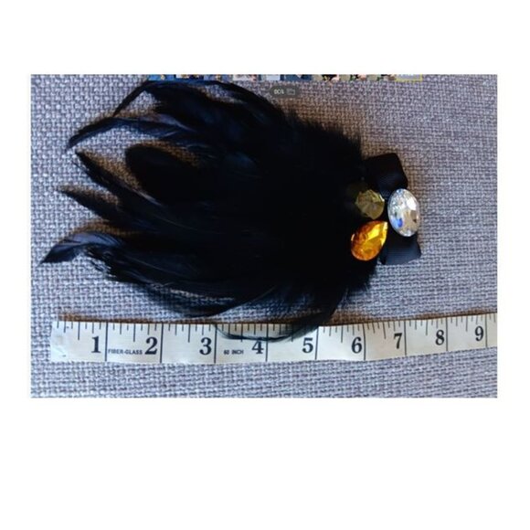 NWT Boho Brooch Feather with Colored Plastic beads - Picture 4 of 4